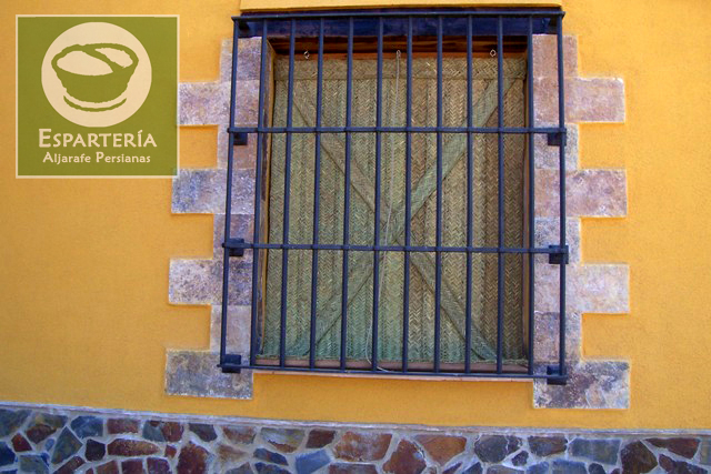 Realizamos reparacion y arreglos de persianas en Tomares, Mairena, San juan de Aznalfarache y todo el Aljarafe.